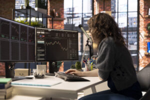 Micro-Investing Guide: How Beginners Can Start Investing Small Sums in 2025